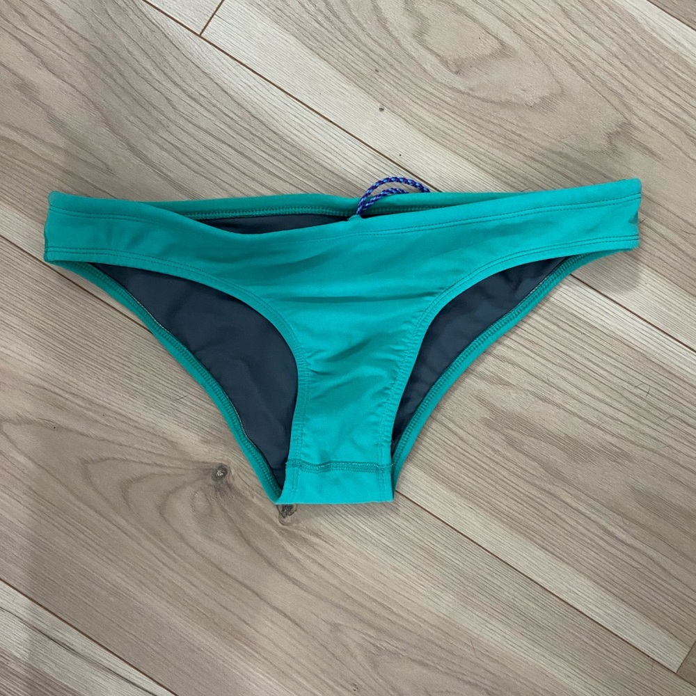 Jolyn Bali bottoms